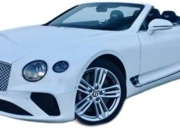 Louer une Bentley Cabriolet pour une expérience de conduite de luxe ultime - une voiture performante et élégante qui respire la sophistication et la classe.