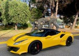 Location d'une voiture de luxe à Cannes, location de voiture haut de gamme