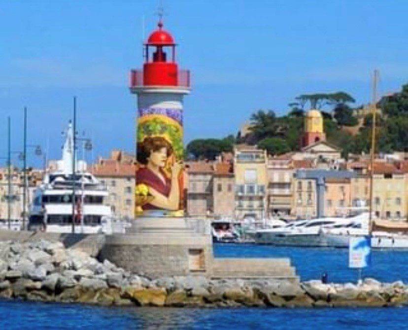 Car4Rent Location De Voiture à SaintTropez Au Meilleur Prix